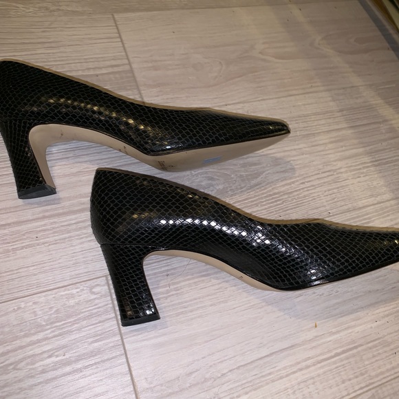 Heels - Picture 2 of 5